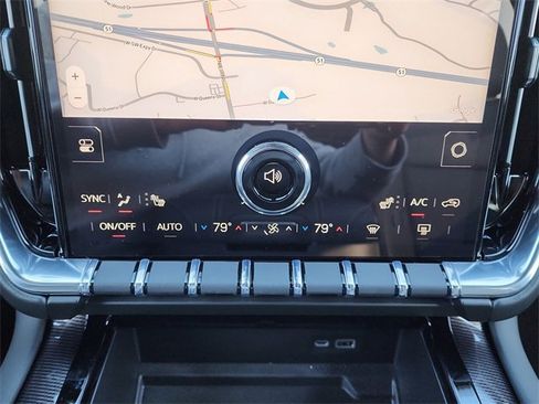 New 2026 GMC Yukon XL Elevation image 24