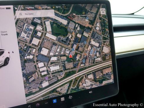 Used 2021 Tesla Model 3 Standard Range Plus image 18