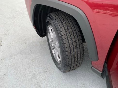 Certified 2022 Toyota RAV4 LE image 22