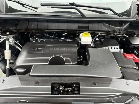 Used 2024 Nissan Pathfinder SL w/ SL Premium Package image 30