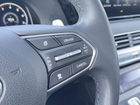 Used 2021 Hyundai Palisade Limited image 18