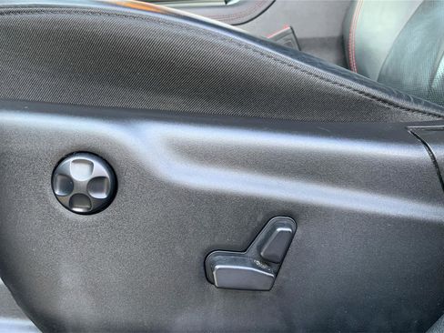 Used 2024 Dodge Durango GT image 19