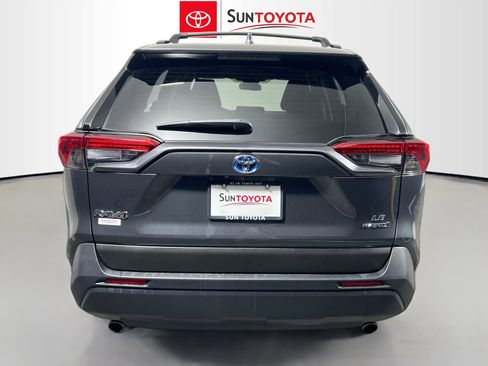 Used 2024 Toyota RAV4 LE image 5