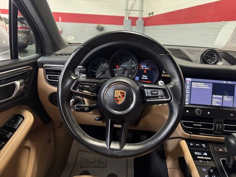 Used 2023 Porsche Macan Turbo AWD/4WD image 9