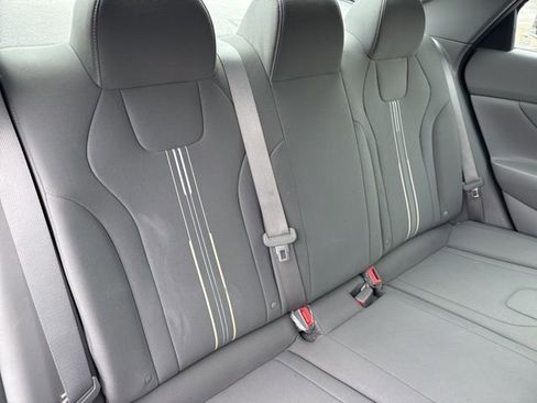 Certified 2023 Hyundai Elantra SEL w/ Convenience Package image 25