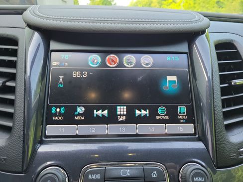 Used 2019 Chevrolet Impala LS FWD image 16