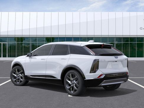 New 2026 Cadillac Optiq Luxury 1 image 3