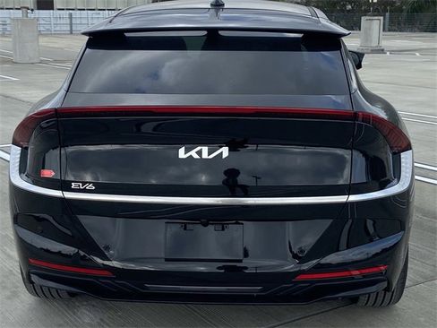 New 2025 Kia EV6 Wind image 4