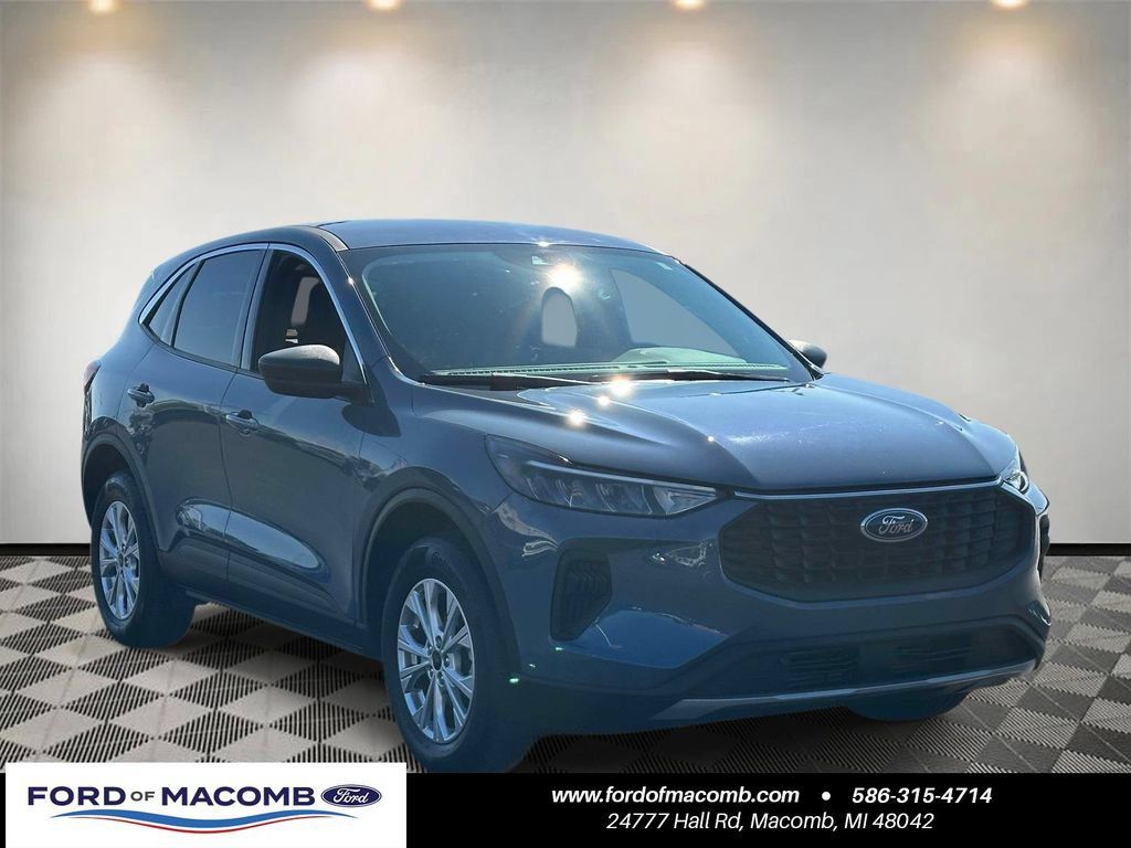 Certified 2024 Ford Escape Active w/ Tech Pack #1 AWD/4WD image 1