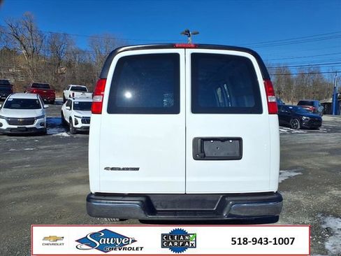 Used 2024 Chevrolet Express 2500 w/ Driver Convenience Package image 6