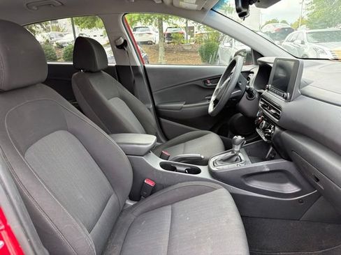 Used 2022 Hyundai Kona SEL FWD image 33