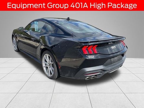 Used 2024 Ford Mustang GT Premium image 6