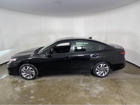 Used 2024 Subaru Legacy Limited image 16