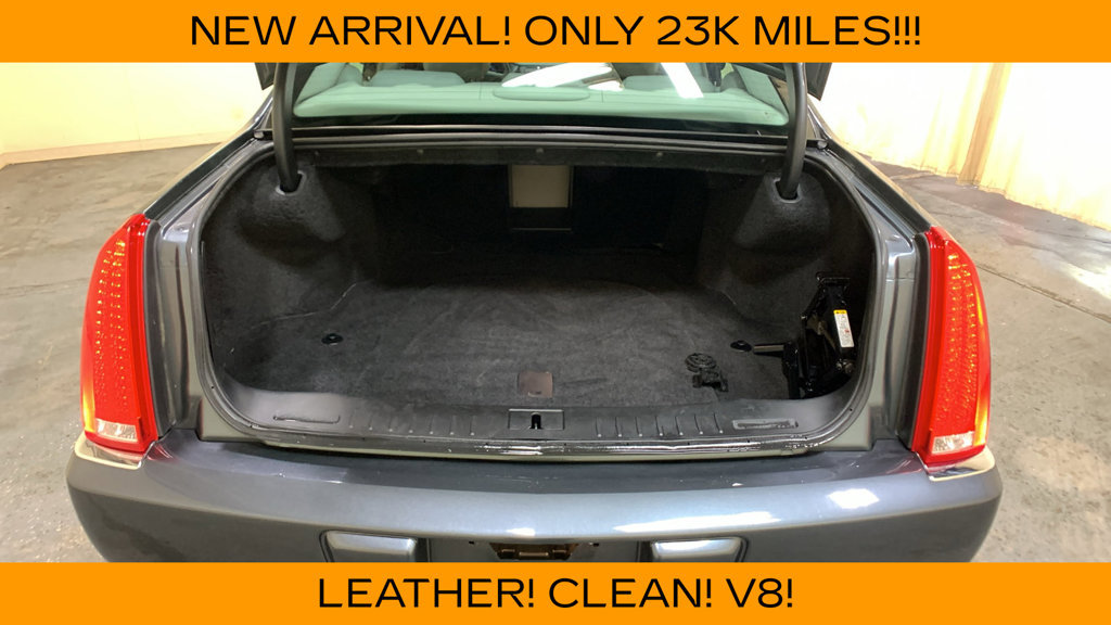Used 2011 Cadillac DTS FWD image 43