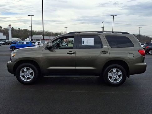 Used 2008 Toyota Sequoia SR5 image 7