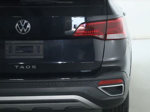 Used 2023 Volkswagen Taos SE FWD image 46