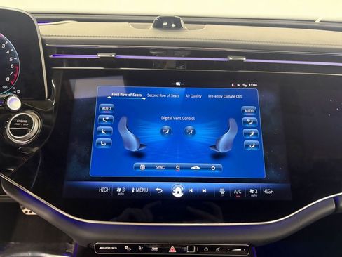 Used 2025 Mercedes-Benz E 53 AMG e 4MATIC Sedan image 20