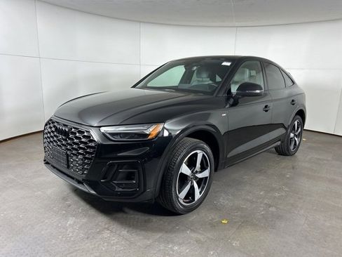 Used 2022 Audi Q5 2.0T Premium Plus w/ Premium Plus Package image 3