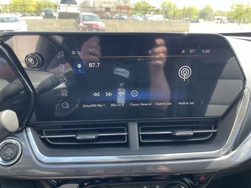 New 2026 Chevrolet Trax ACTIV FWD image 19