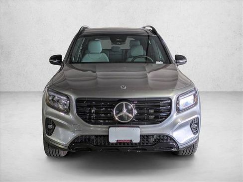 Certified 2026 Mercedes-Benz GLB 250 image 2