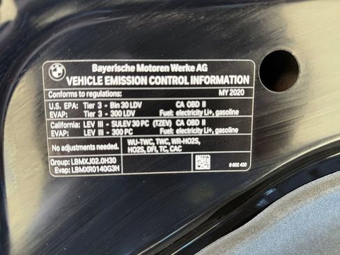 Used 2020 BMW 530e image 32