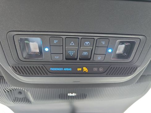 Used 2025 Ford Explorer ST image 32