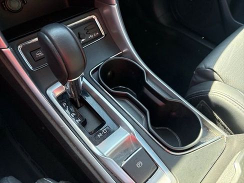 Used 2019 Subaru Ascent Limited w/ Popular Package #2A image 25