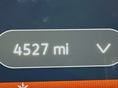 Used 2025 Volkswagen ID. Buzz Pro S Plus image 23