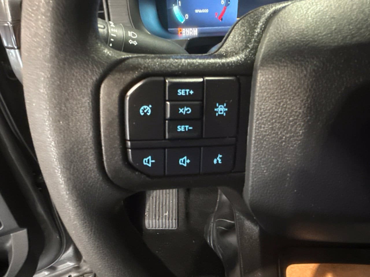 Used 2025 Ford F150 STX w/ STX Black Appearance Package RWD image 27