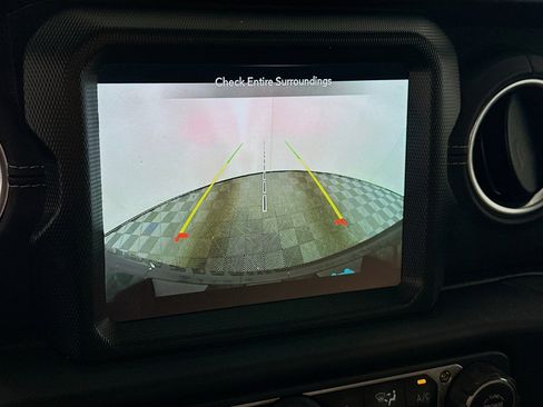 Used 2022 Jeep Wrangler Sahara w/ Cold Weather Group image 22