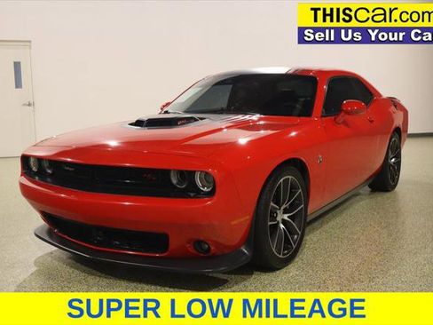 Used 2016 Dodge Challenger R/T Scat Pack image 3
