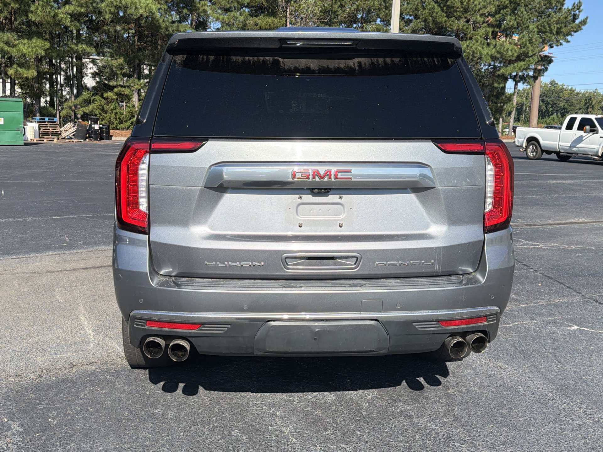 Used 2021 GMC Yukon Denali w/ Denali Premium Package AWD/4WD image 16