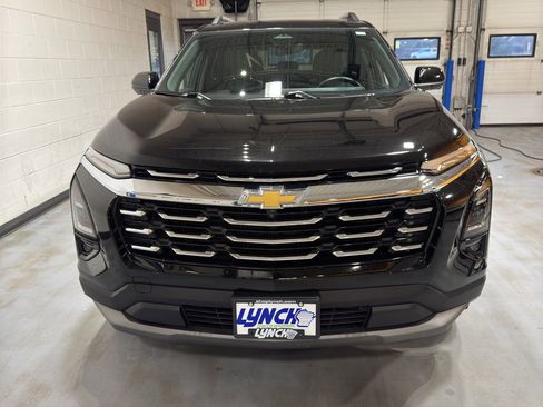 Used 2025 Chevrolet Equinox LT w/ Convenience Package II image 8