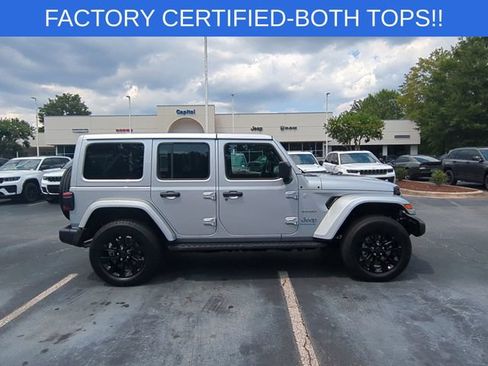 Certified 2024 Jeep Wrangler Unlimited Sahara w/ Dual Top Group AWD/4WD image 6