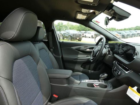 New 2026 Buick Envista Sport Touring w/ Convenience I Package FWD image 10