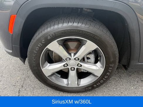 Certified 2021 Jeep Grand Cherokee L Limited AWD/4WD image 13