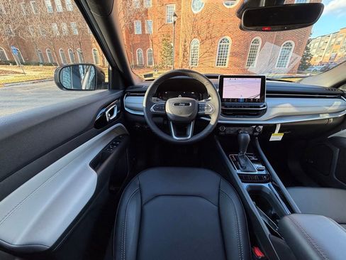 New 2026 Jeep Compass Limited w/ Sun, Sound & Navigation Group image 13