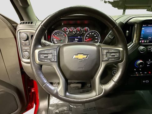 Used 2021 Chevrolet Silverado 1500 LT w/ Z71 Off-Road Package image 13