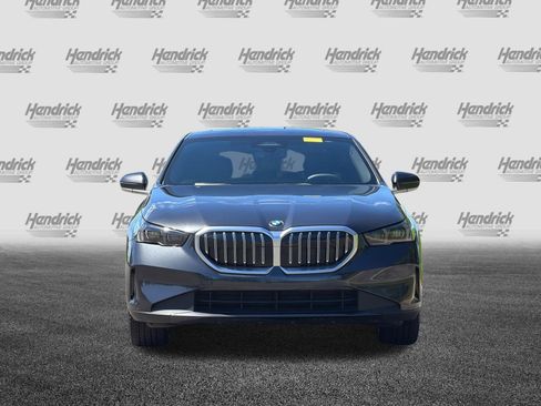Used 2024 BMW 530i image 10