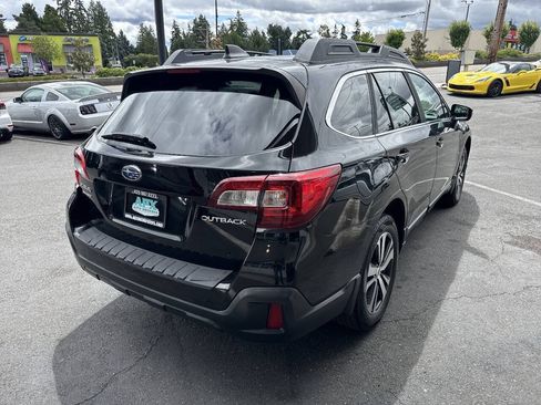Used 2018 Subaru Outback 2.5i Limited w/ Popular Package #2 AWD/4WD image 9