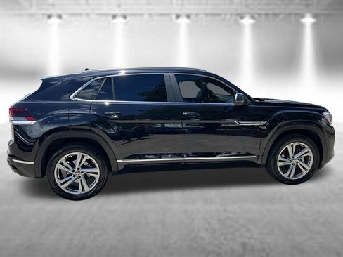 Certified 2024 Volkswagen Atlas Cross Sport SEL R-Line AWD/4WD image 8