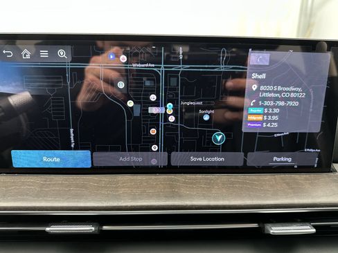 Certified 2026 Genesis GV80 2.5T Advanced AWD/4WD image 18