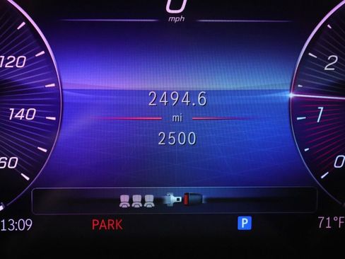 Used 2026 Mercedes-Benz GLB 250 image 14