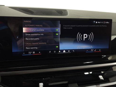 Used 2025 BMW X6 xDrive40i w/ Climate Comfort Package image 29