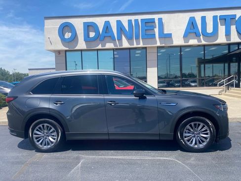 Certified 2024 MAZDA CX-90 Plug-In Hybrid w/ Preferred AWD/4WD image 2