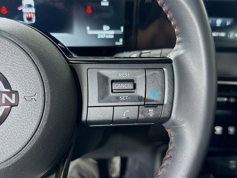 Used 2025 Nissan Kicks SR w/ Interior Electronics Package image 23