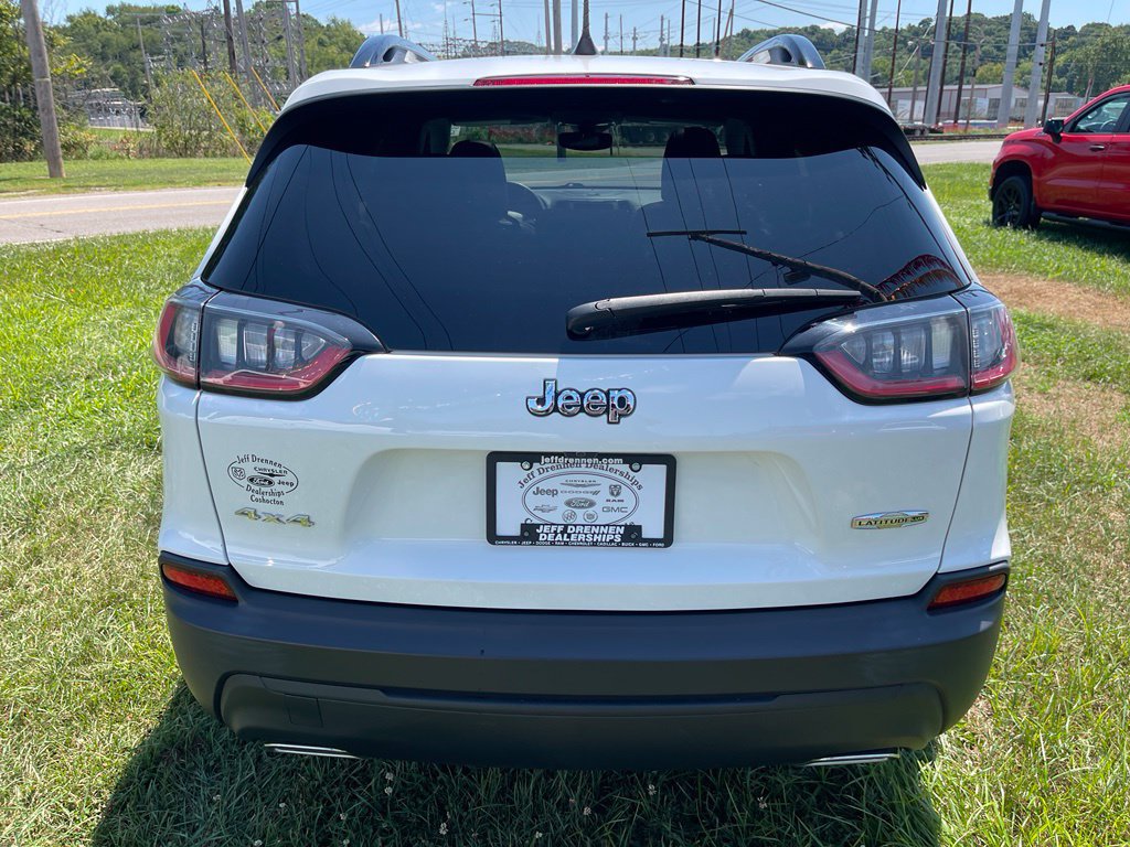 Used 2022 Jeep Cherokee Latitude Lux w/ Sun & Sound Group AWD/4WD image 6