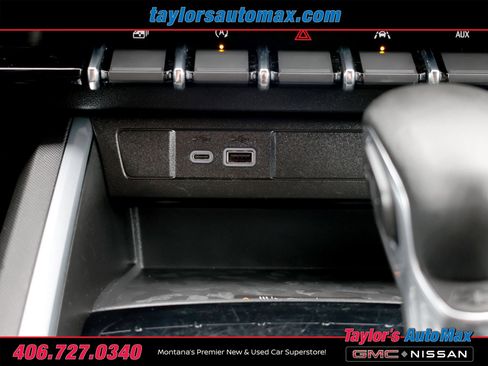 Used 2024 Chevrolet Colorado LT w/ LT Convenience Package II AWD/4WD image 19