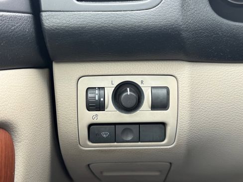 Used 2005 Subaru Outback 3.0R L.L. Bean w/ Popular Equipment Group 3 image 29