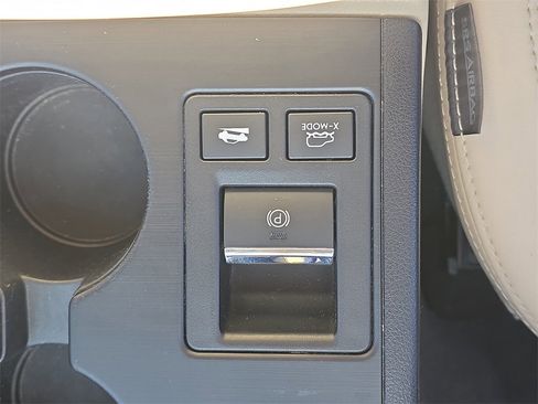 Used 2019 Subaru Outback 2.5i Limited w/ Popular Package #2 image 25